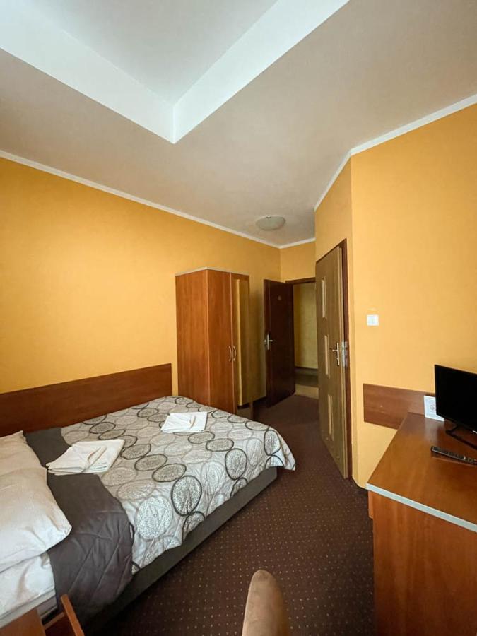 Hotel Sens Mierzyn  Exterior photo