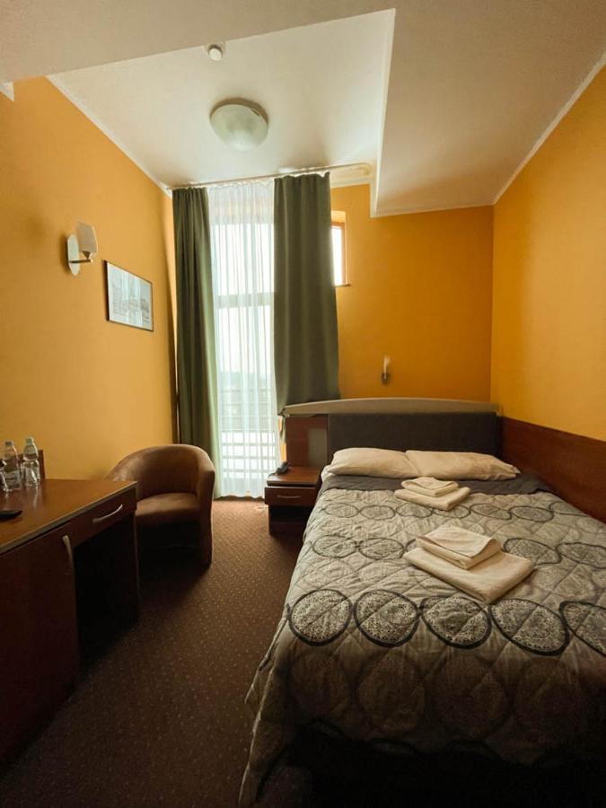 Hotel Sens Mierzyn  Exterior photo