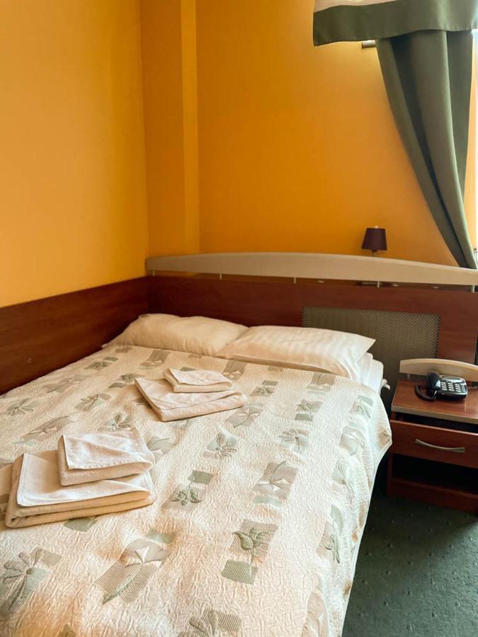 Hotel Sens Mierzyn  Exterior photo