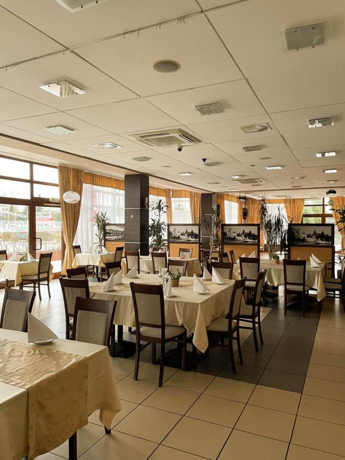Hotel Sens Mierzyn  Exterior photo